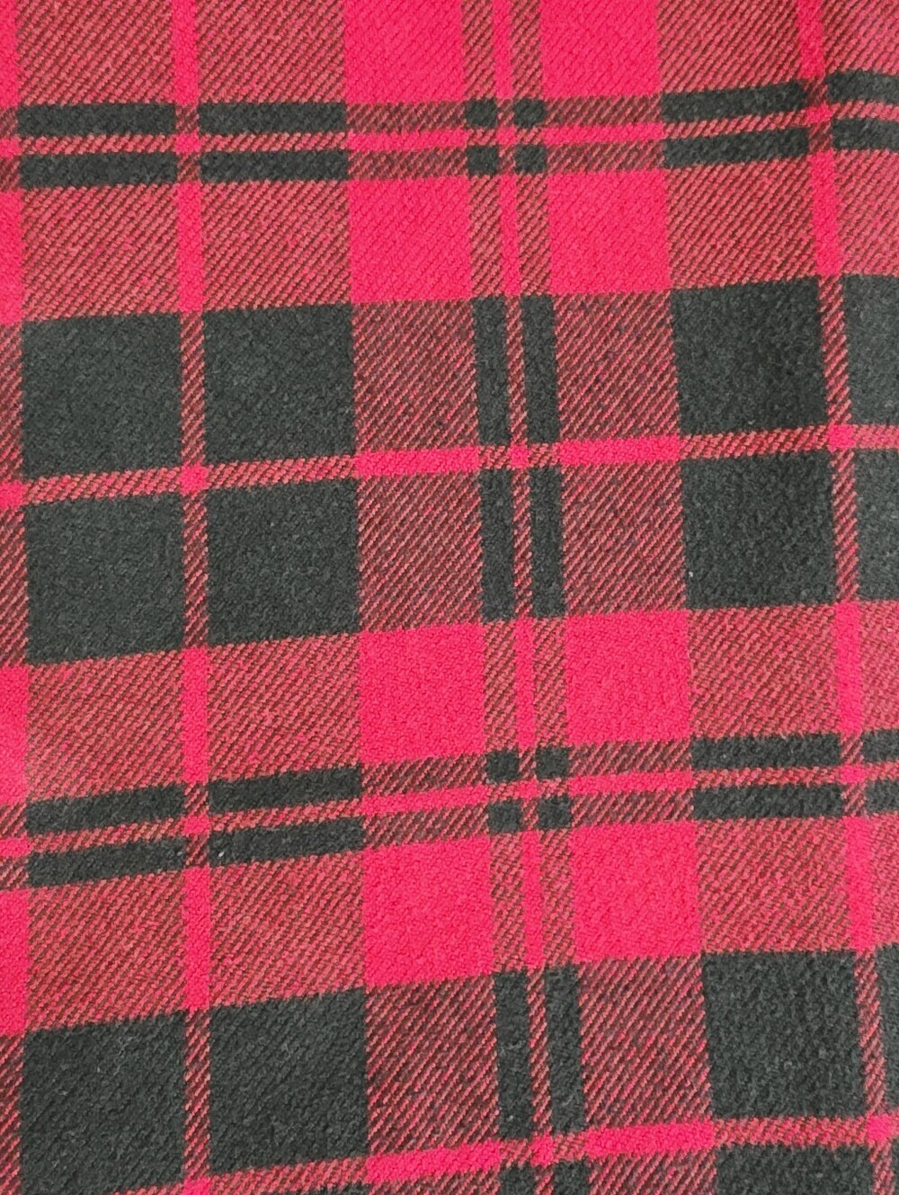 L.L.Bean Women’s M 100% Organic Cotton Flannel Shirt Red Black Plaid Button Up - Picture 14 of 15